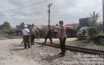 Lagi Dokumentasi Tugas, Karyawan PT KAI Disambar Kereta di Pematangsiantar