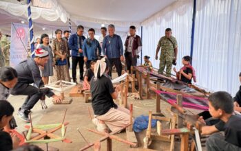 Festival Ulos dan Fashion 2026 Dibuka, Taput Siapkan Warisan Budaya Jadi Motor Ekonomi